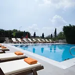 Marina Boutique فندق 2*