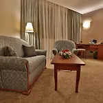 Marina Boutique فندق