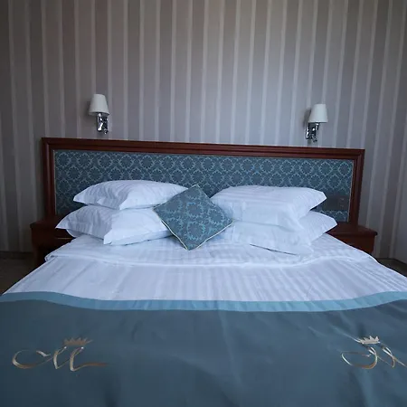 Отель Marina Boutique