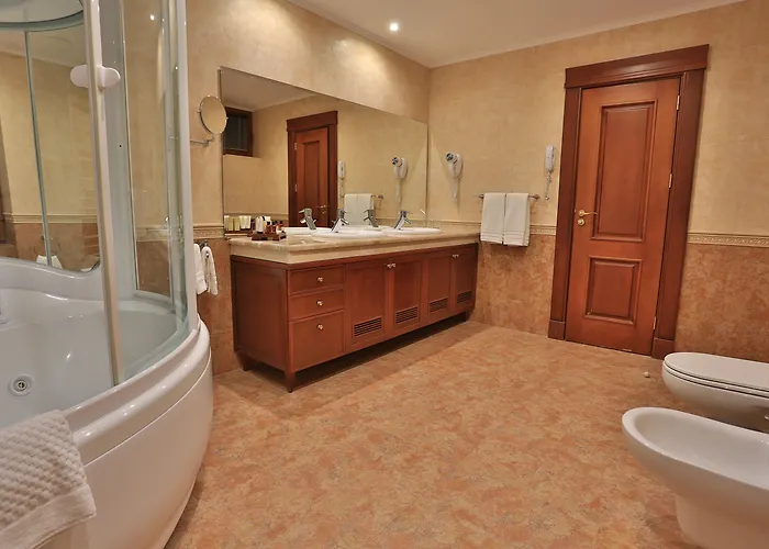 Marina Boutique Hotel