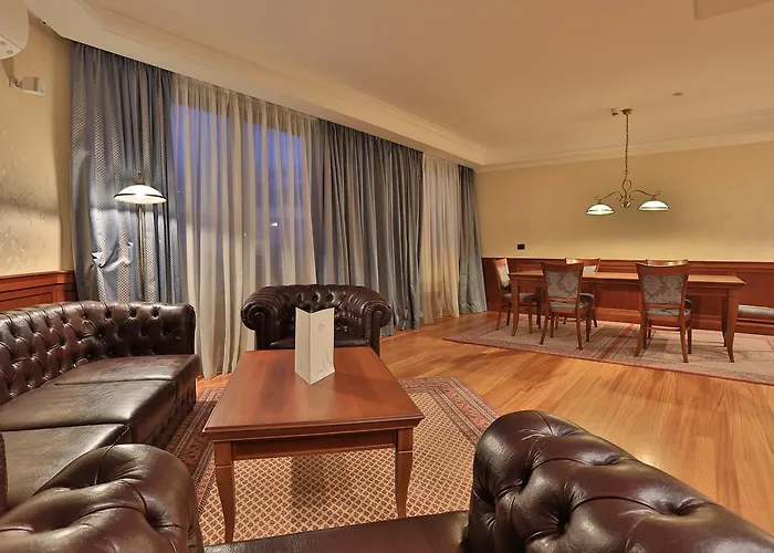 Marina Boutique Hotell 2*