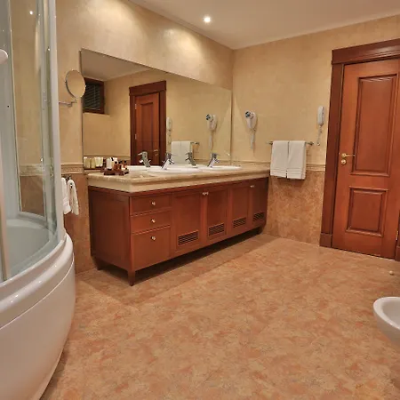 Marina Boutique 酒店