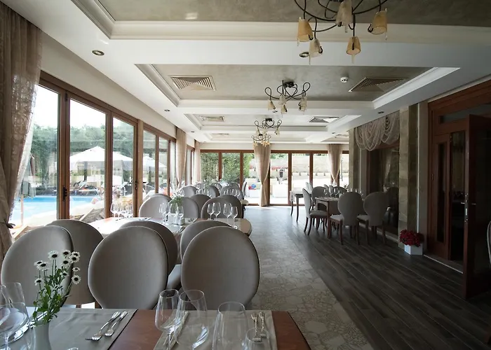 Marina Boutique Szálloda